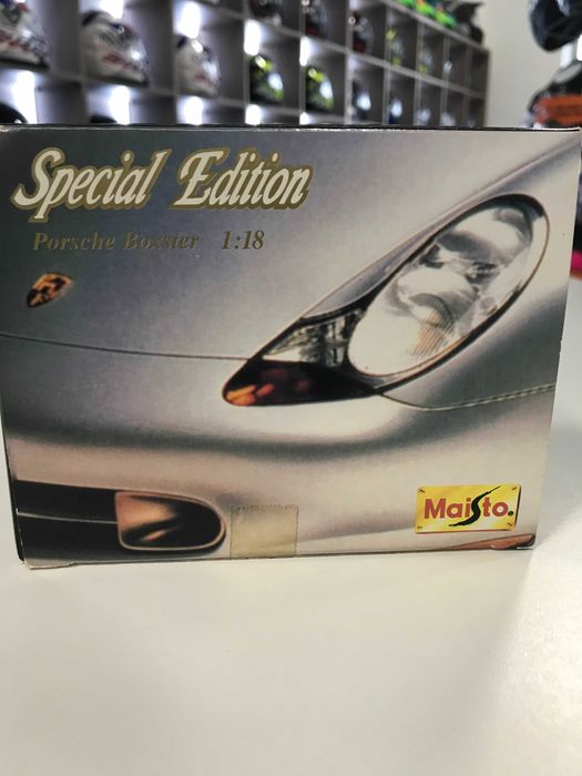 MAISTO метална колекционерска количка PORSCHE BOXTER 1996 1:18 NEW