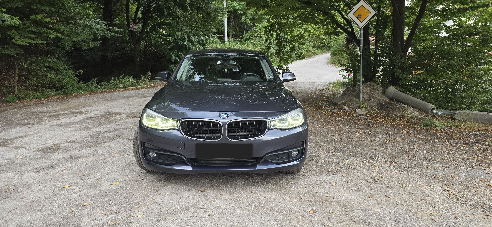 BMW 3gt 190кс. N1 + 4 зимни гуми с джанти