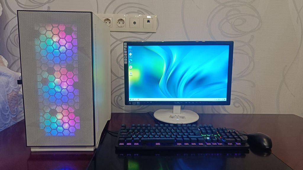 Продам игровой компьютер / Core i3 - 10100