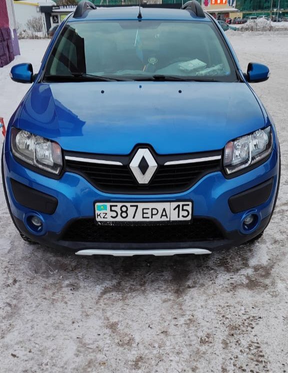 Renault Sandero 2016 года