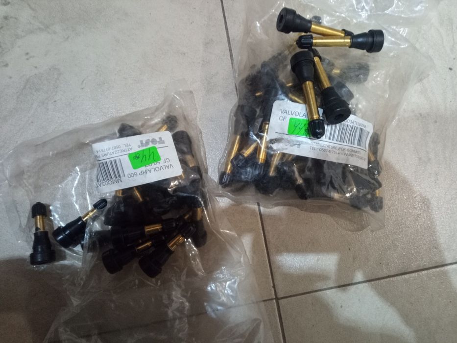 Вентили тежести лепенки за гуми