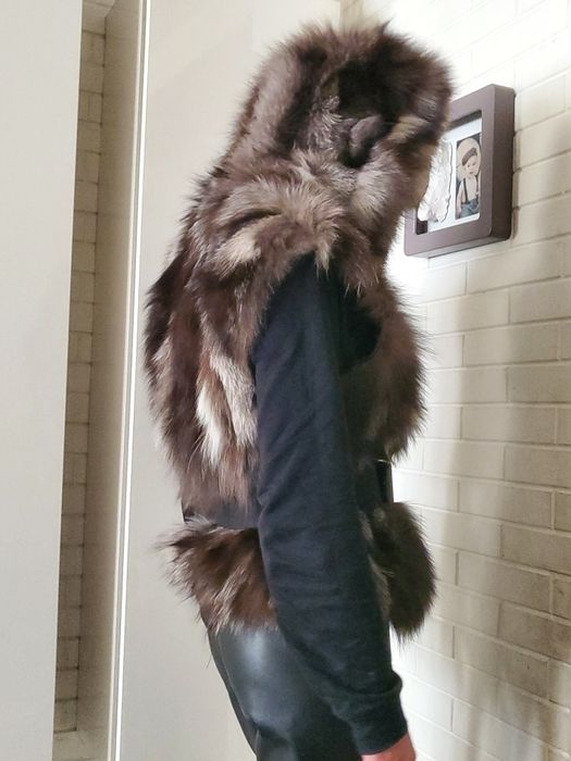 Елек лисица с качулка