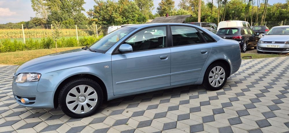 Audi A4 2l 140 cp
