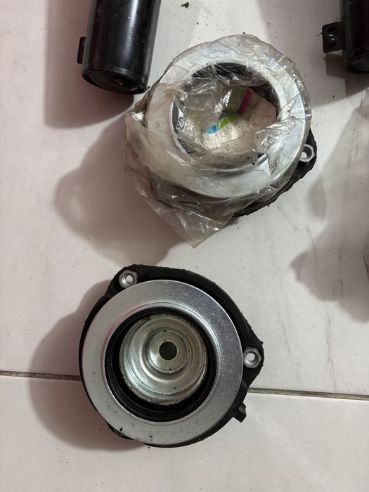 Vând amortizoare față și spate VW Caddy III, 2014, Produs Nou