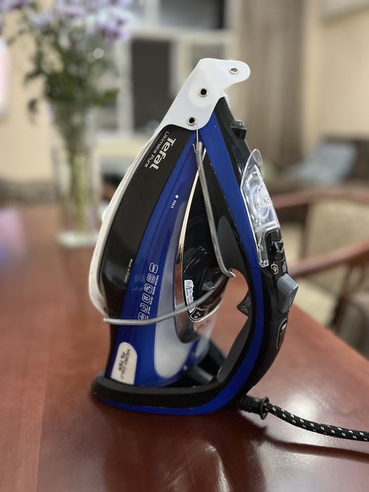 Утюг Tefal Ultimate Pure FV9848EO