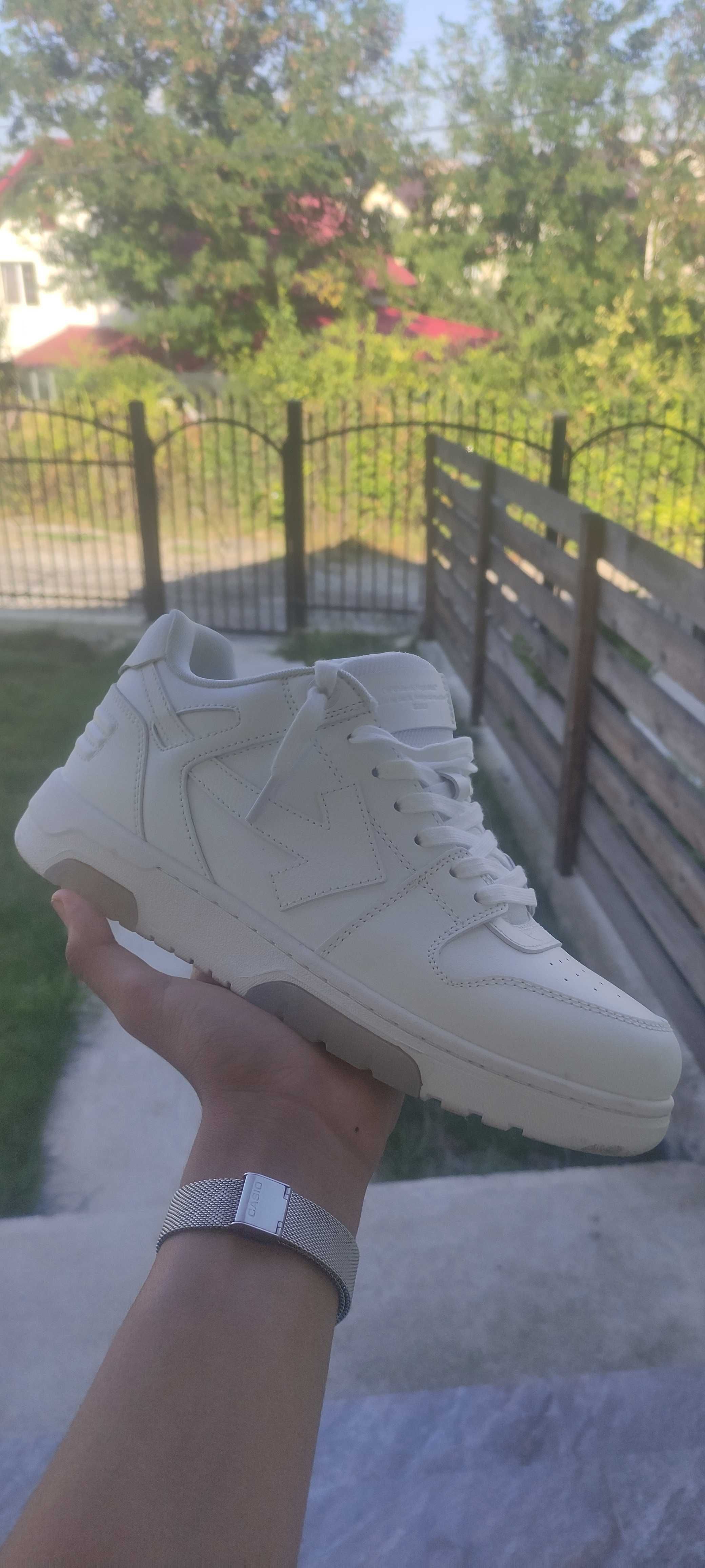 Off white out off office triple white