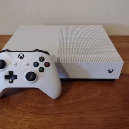 Xbox one S  1 TB