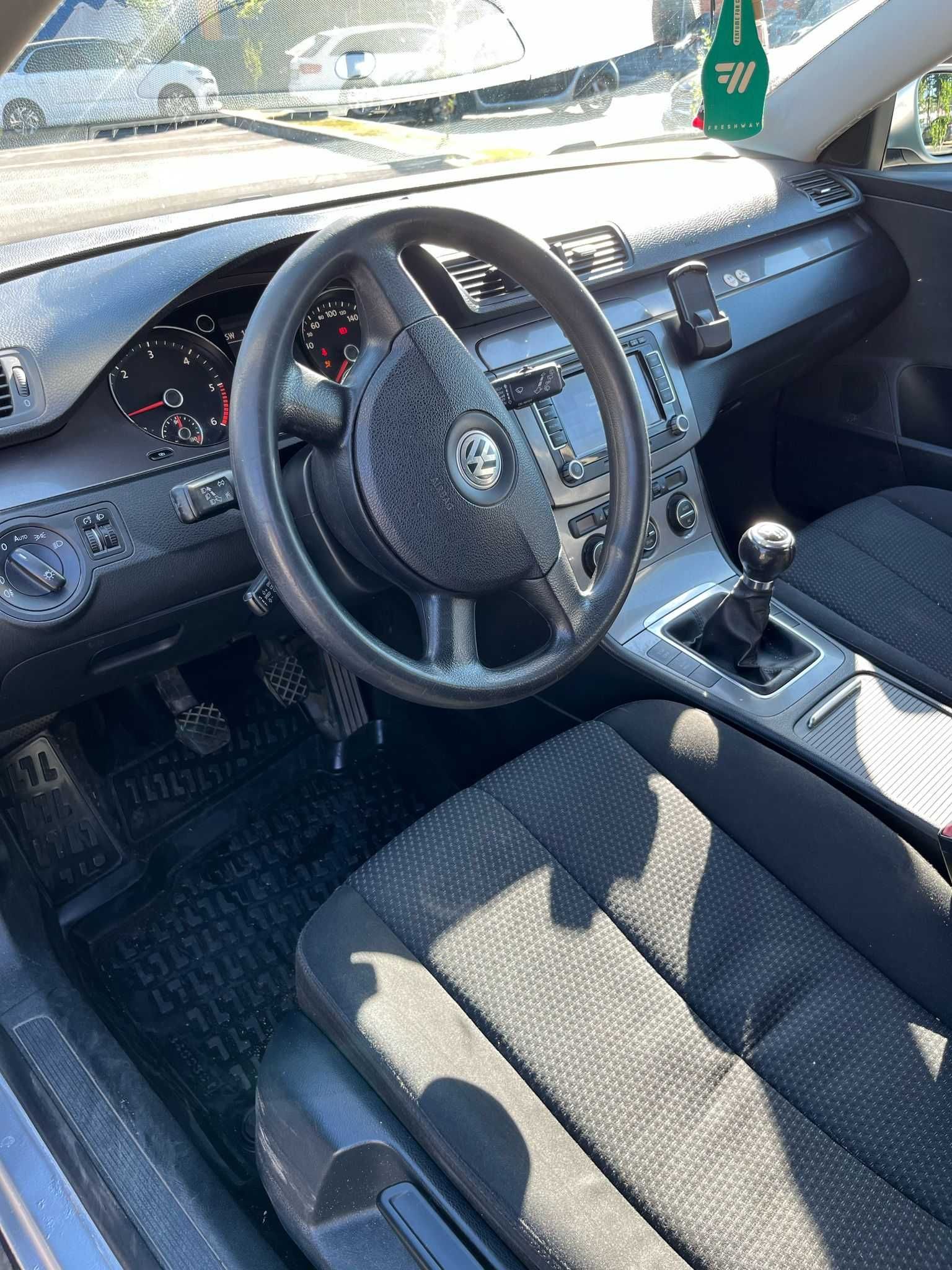 Volkswagen Passat B6 - Manual - 2.0 TDI (2009)