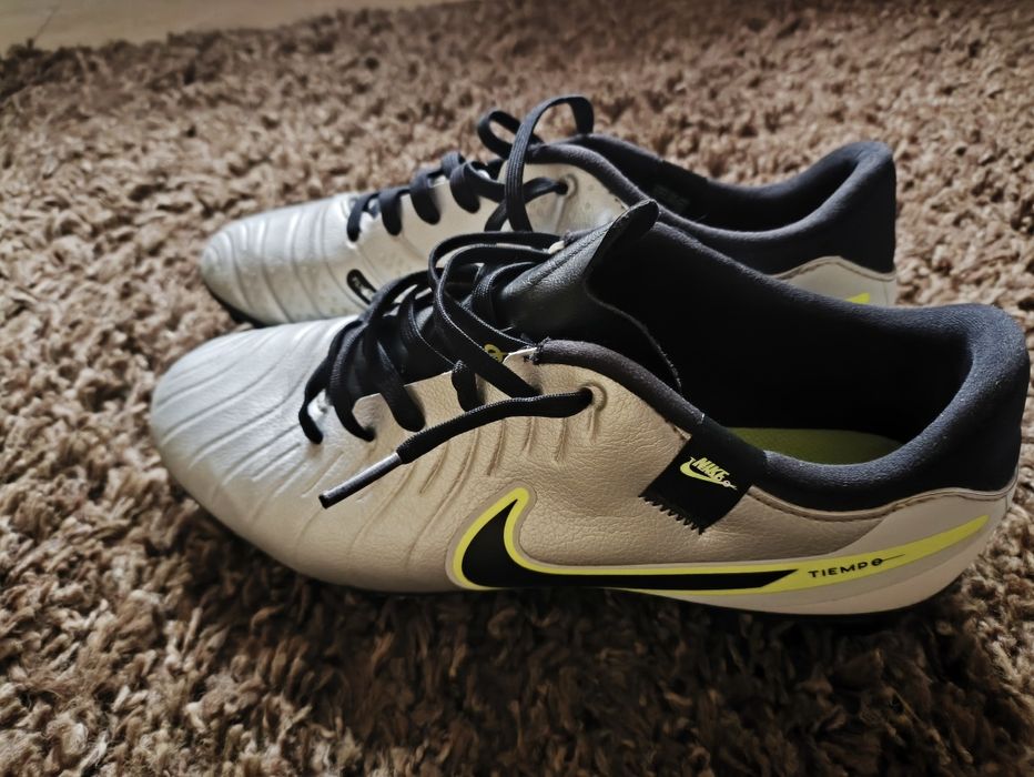 Vând ghete de football Nike tiempo legend 10 club