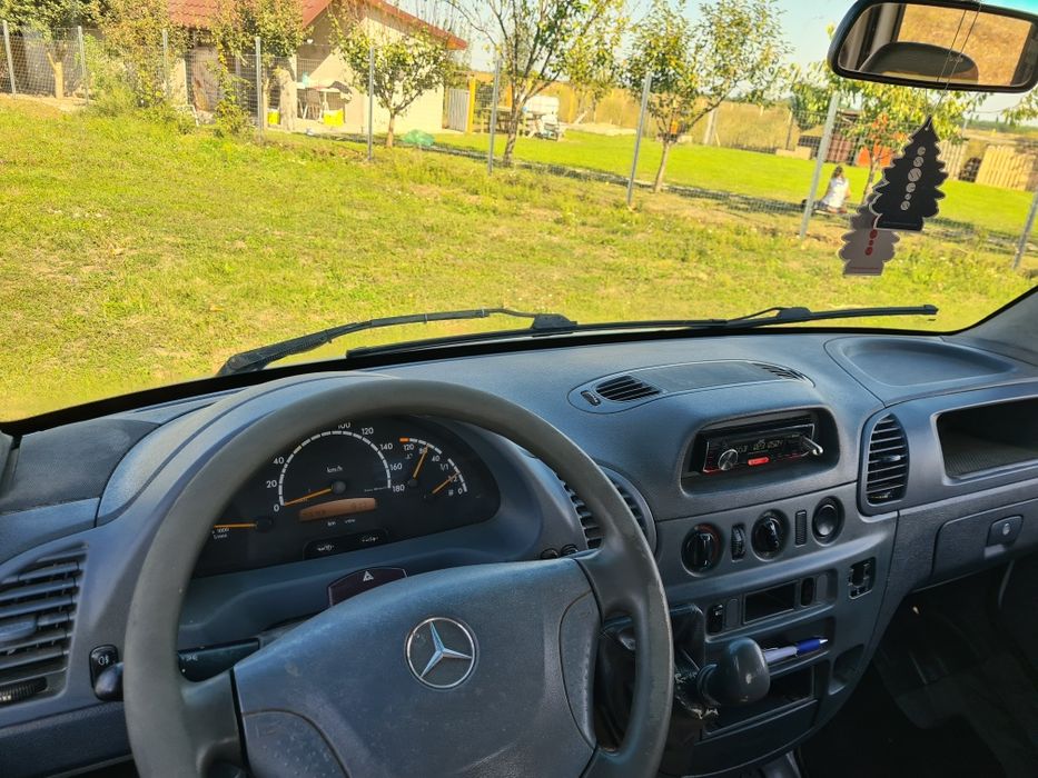 Mercedes basculabil