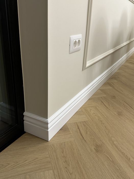 Montaj parchet montaj SPC herringbone sau simplu