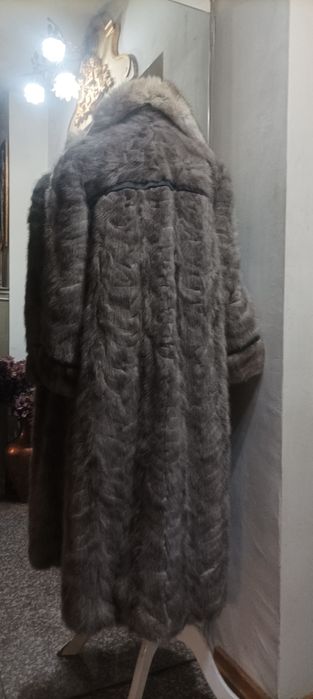 Бутиково Дамско палто - Сребърен ВИЗОН и Полярна ЛИСИЦА