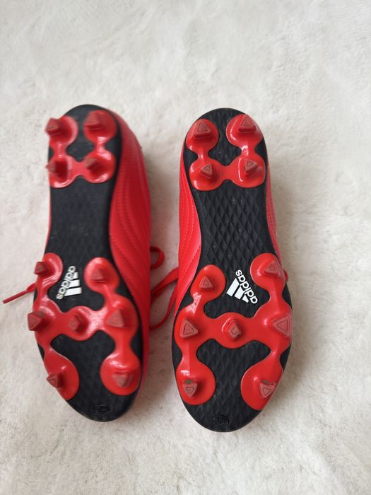 Детски футболни стоножки