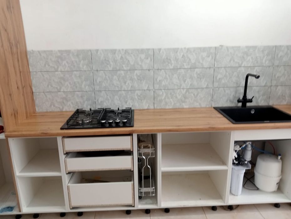 Кафельщик. Качественная работа по облицовке и демантажу!