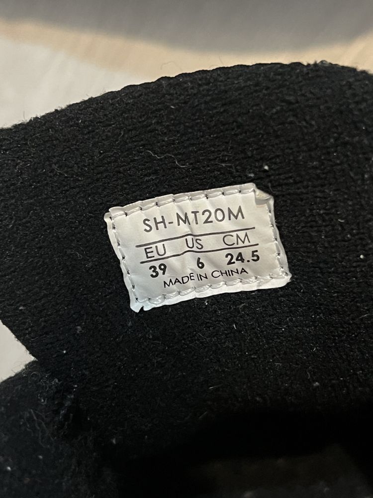 Велотуфли Shimano в идеальном состоянии