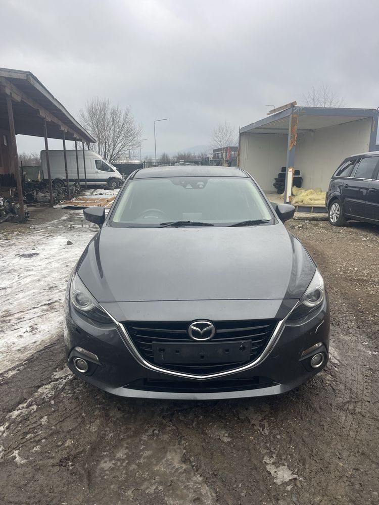Dezmembrez mazda 3 berlina 2013-2017 2.2