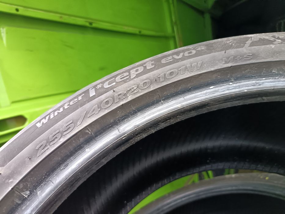 Anvelope MS iarna 255 40 20 hankook 2022 6.3-6.8mm