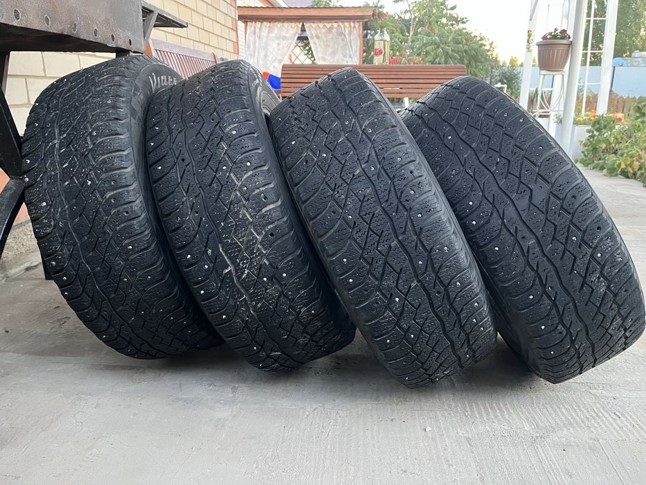 Продам шины 225/60/17