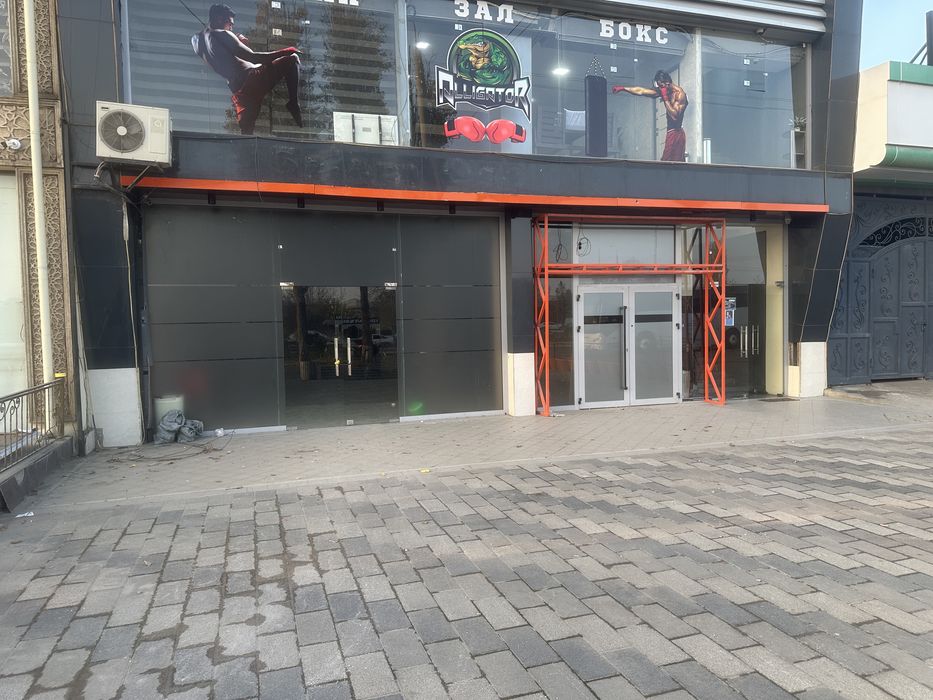 1 -etaj arendaga beriladi 10 y.e dan kvadrati 300 kv