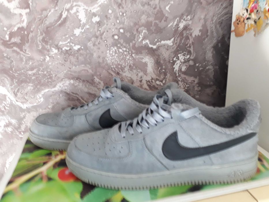 Продам Кроссовки зимние Nike