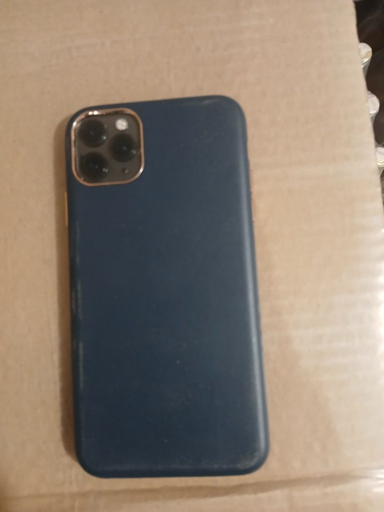 Бартер или бартер iPhone 11 pro max 256 GB в отлично стане бартер за