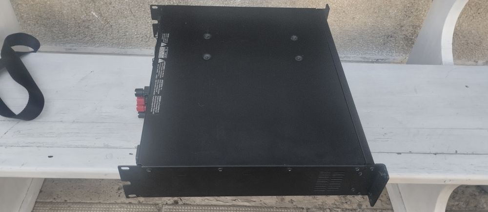 Стъпало QSC RMX2450