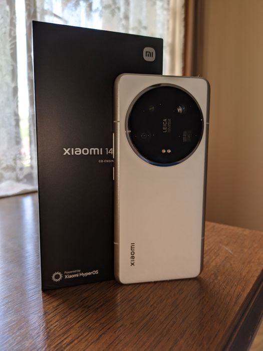 Xiaomi 14 Ultra de vânzare