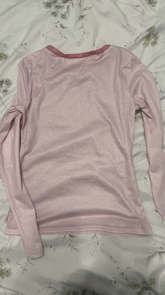 Bluza roz ochi rosii
