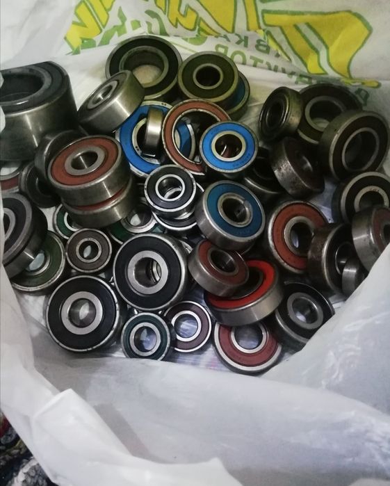 Продам подшипники разные