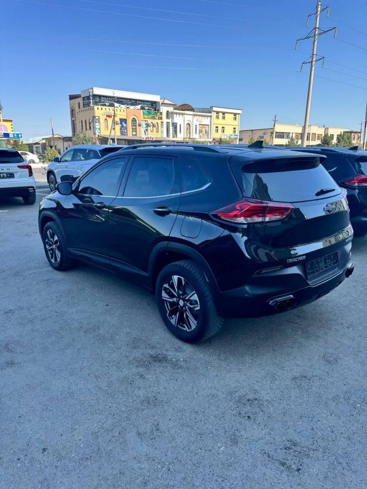 Tracker 2 Primier sotiladi