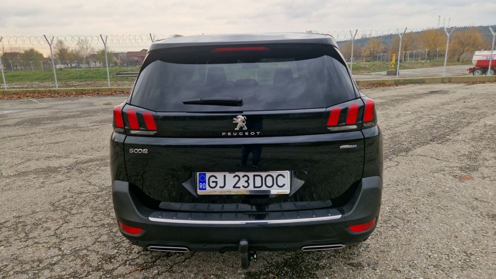 Peugeot 5008 benzina 130 EAT8 GTLine