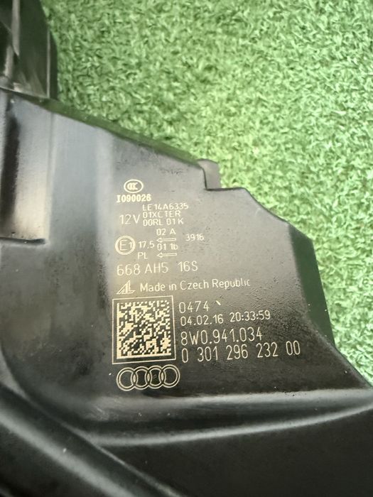 Far dreapta  Audi A4 B9 full led complet