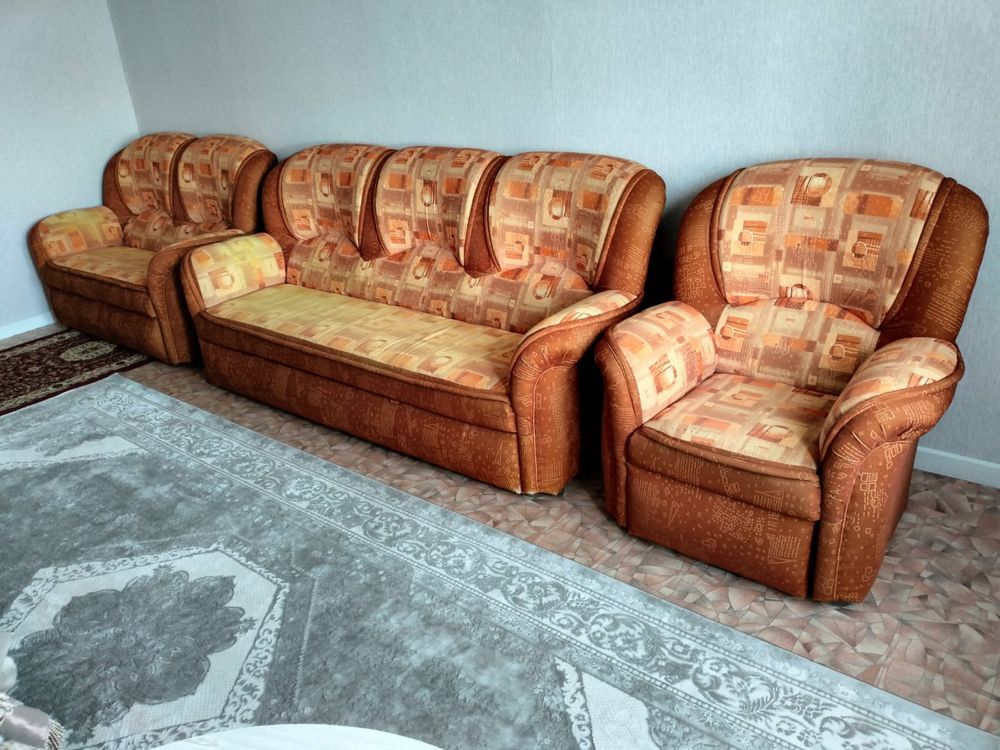 Продается диван кресло мини диван