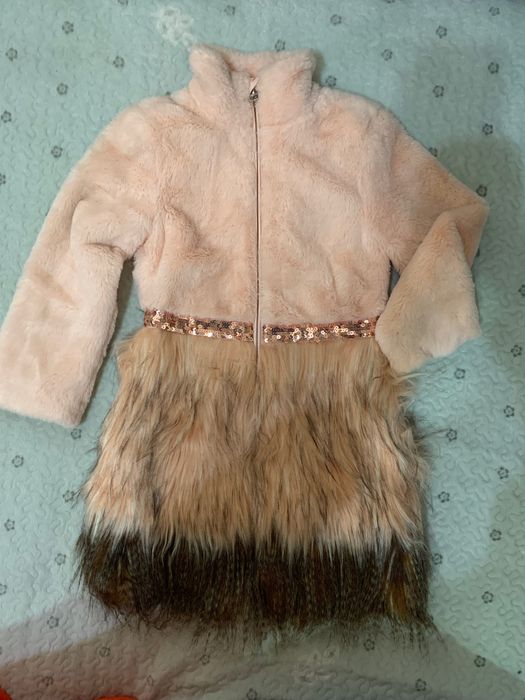 Одежда для девочек.Пальто.Курточка