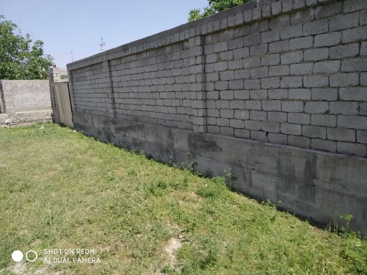 Uy Hovli yer  sotiladi