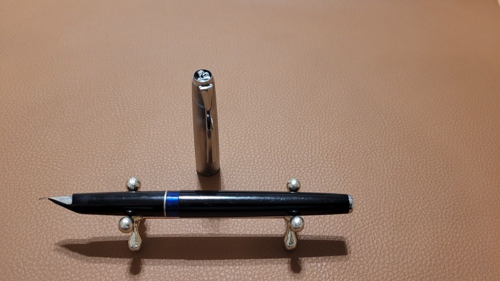 Stilou Pelikan Silvexa 14k