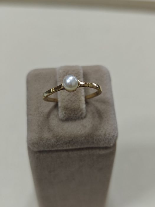 Inel cu perla aur 18k 1.73gr (r)