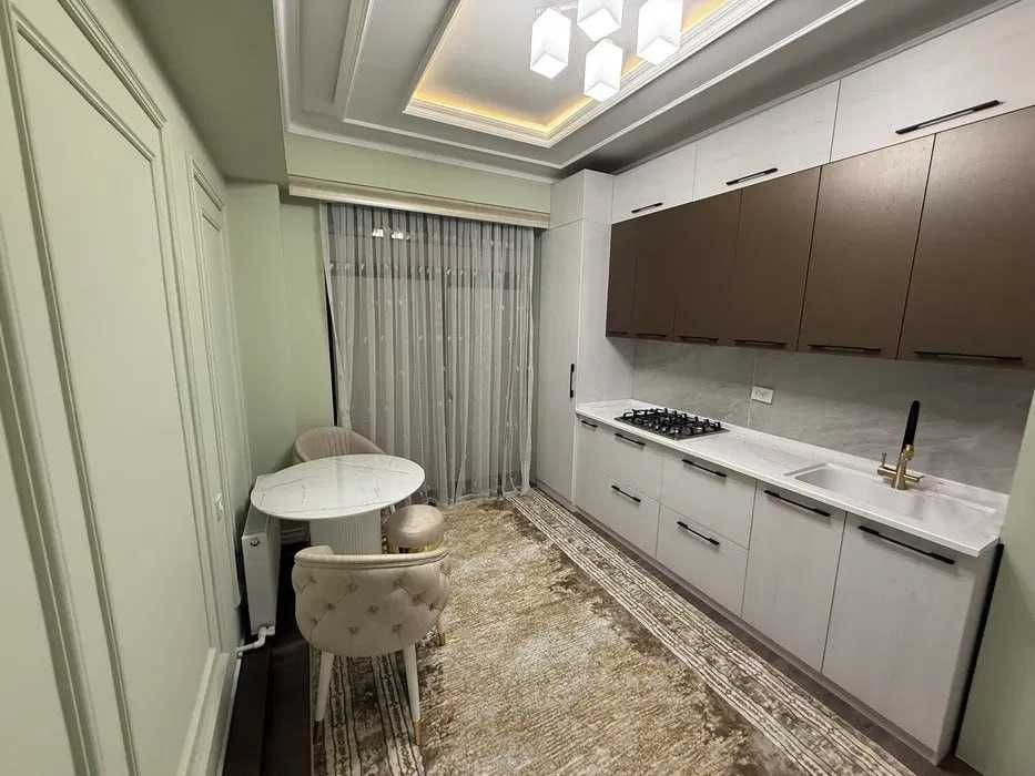 Срочно сдам кв 1/3/7 ул Сайрам ор Максим Горький 037*