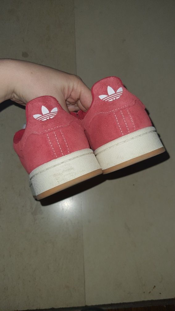 Маратонки Adidas Campus 00s червен цвят