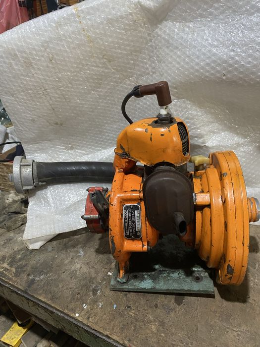 Бензинова помпа за вода