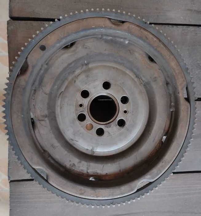 Volanta cu masa dubla BMW Seria 1 116i E87