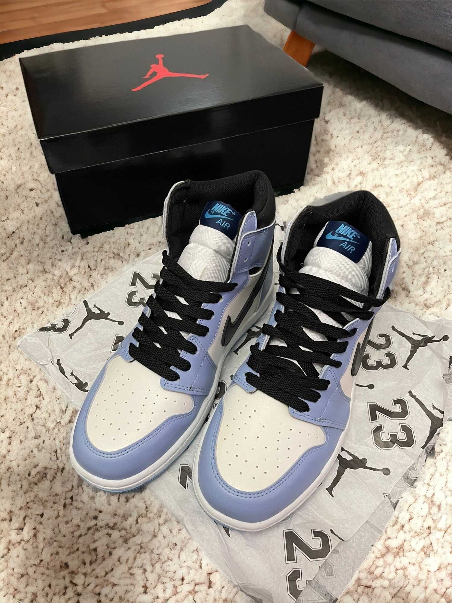 Nike Air Jordan 1 High University Blue