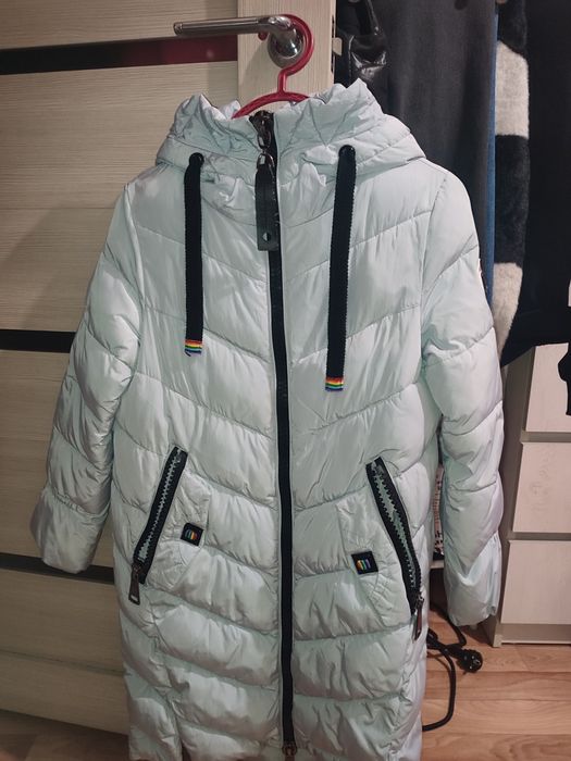 Зимний пуховик 1000 тенге