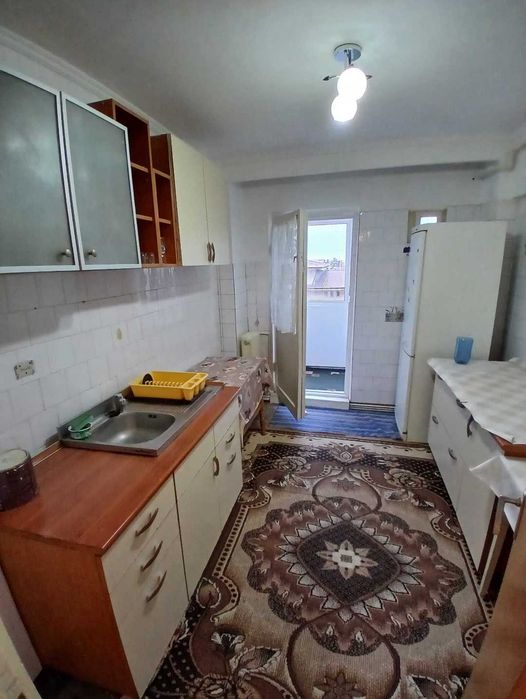 Apartament 3 camere, Craiovei, decomandat, Pitesti (proprietar)