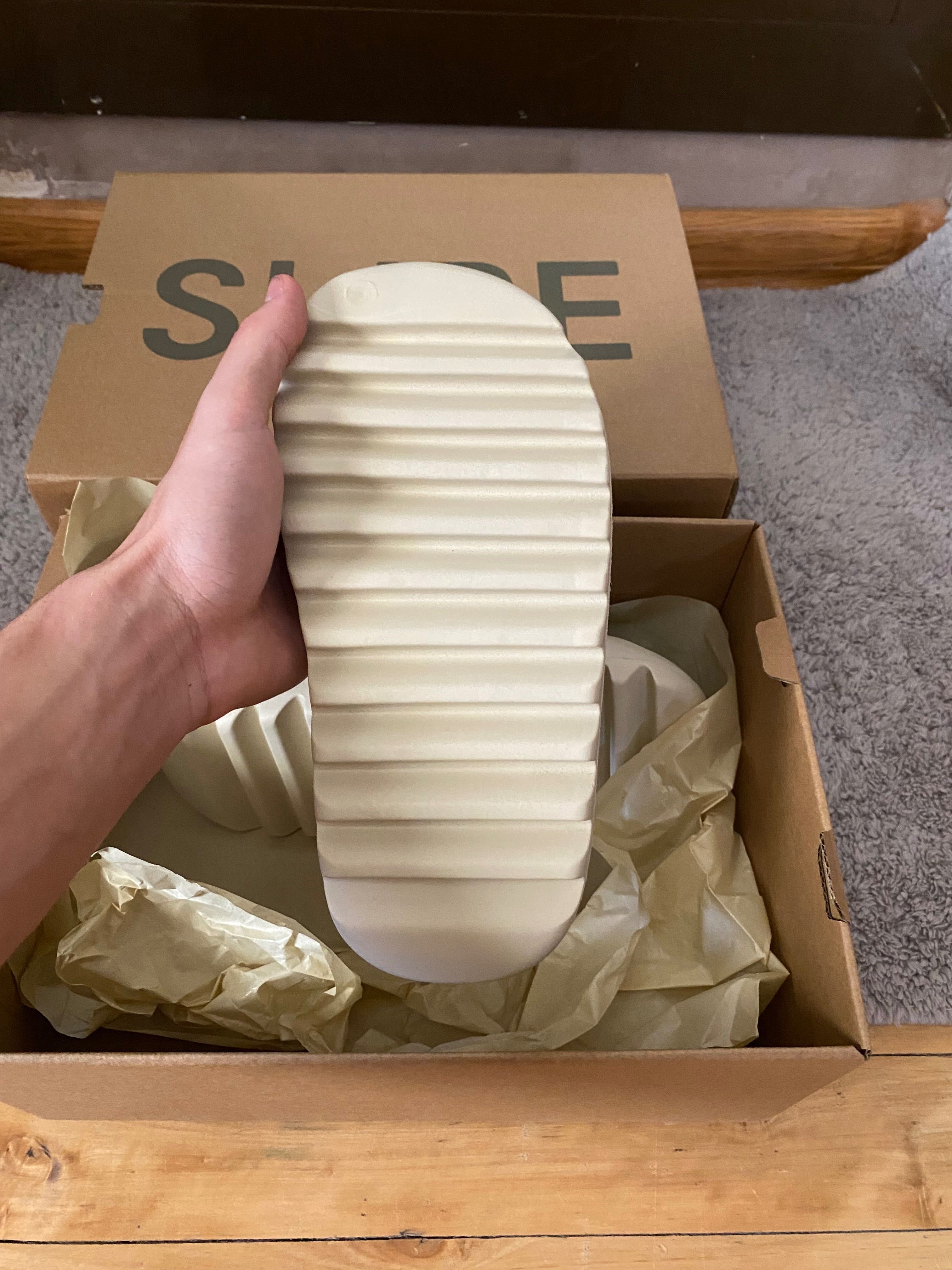 Чехли Yeezy slides