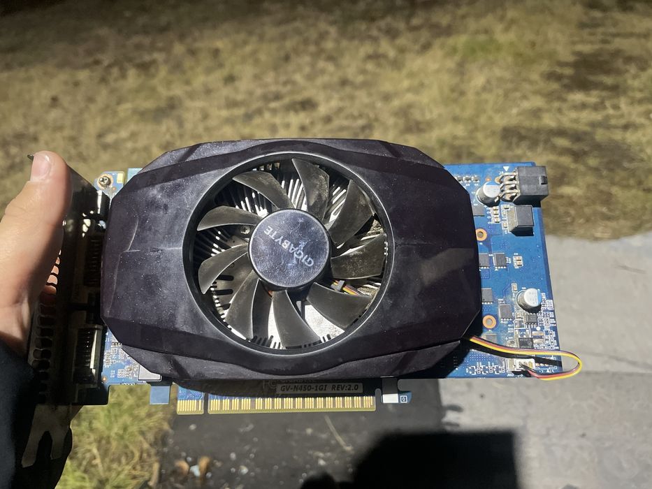 Продам видюху GTS 450