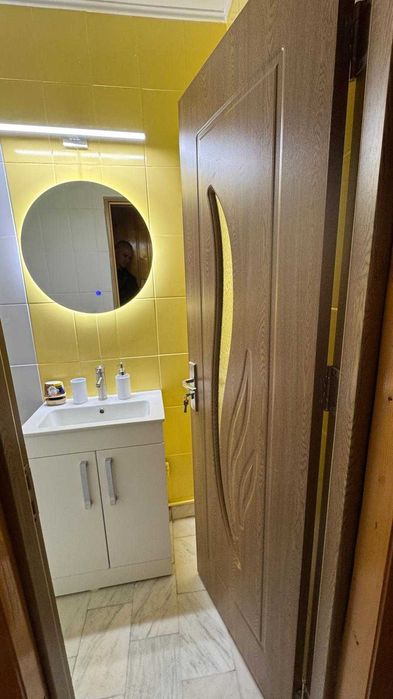 Garaj și Apartament trei camere Bld Independentei l - UMF
