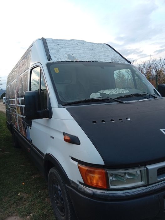Vând Iveco daily