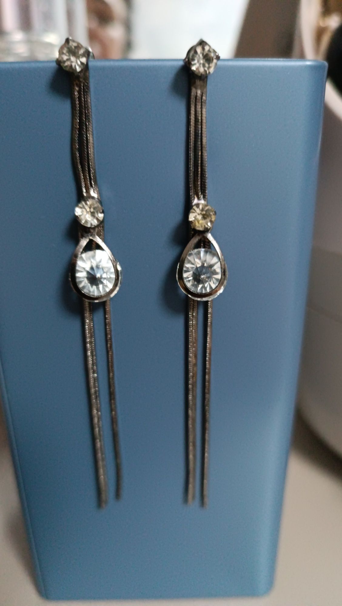Продам серьги и браслет