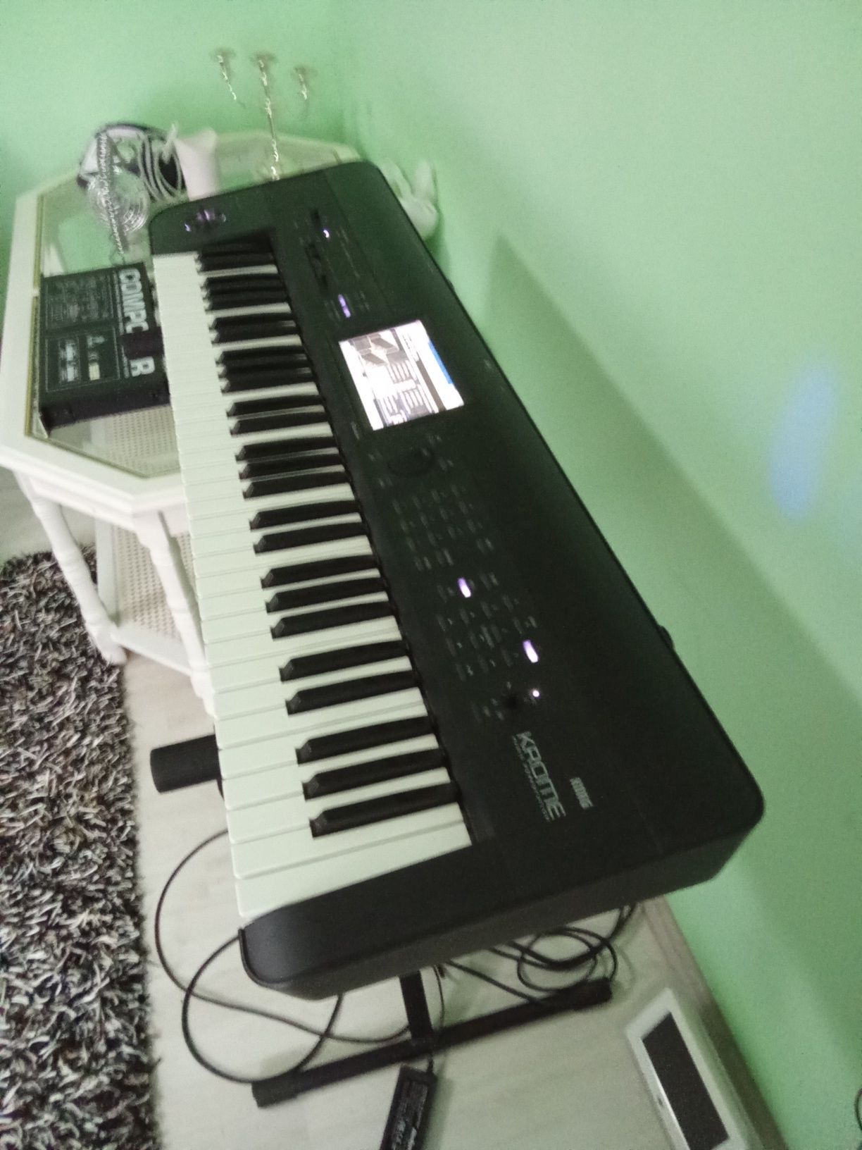 Orgă Kong Krome Music Workstation